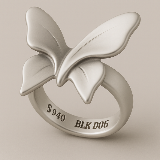 🦋 Butterfly Ring – Silver & Gold-Plated